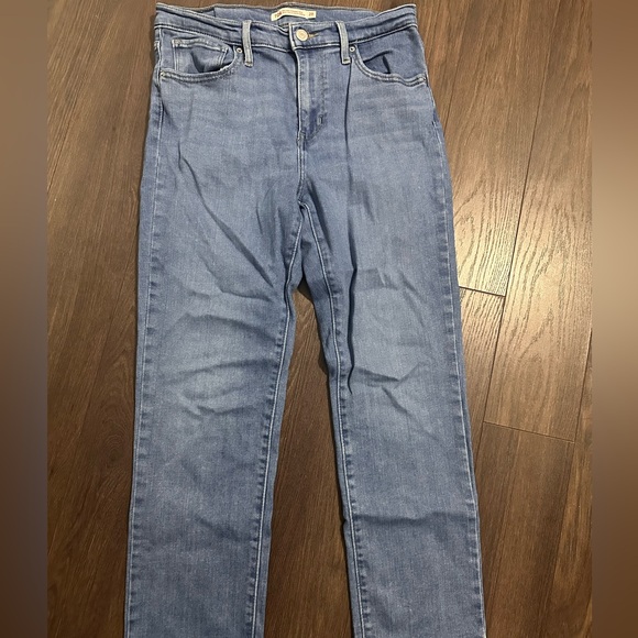 Levi’s jeans size 28 - Picture 1 of 3